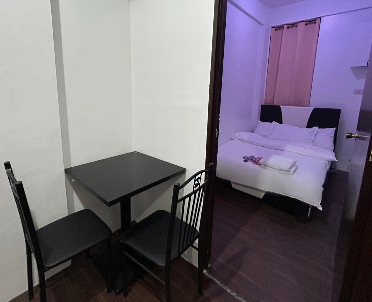 Private Room With Ac And Fan At Ekg Manila House Rental Exterior foto